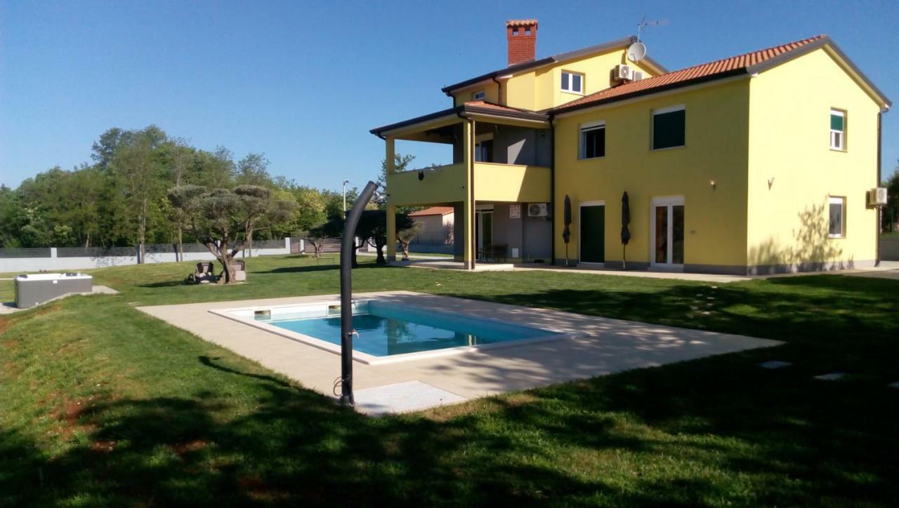 Villanova Apartments Poreč Exterior foto